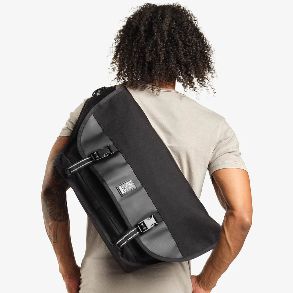 Chrome citizen messenger bag discount sale