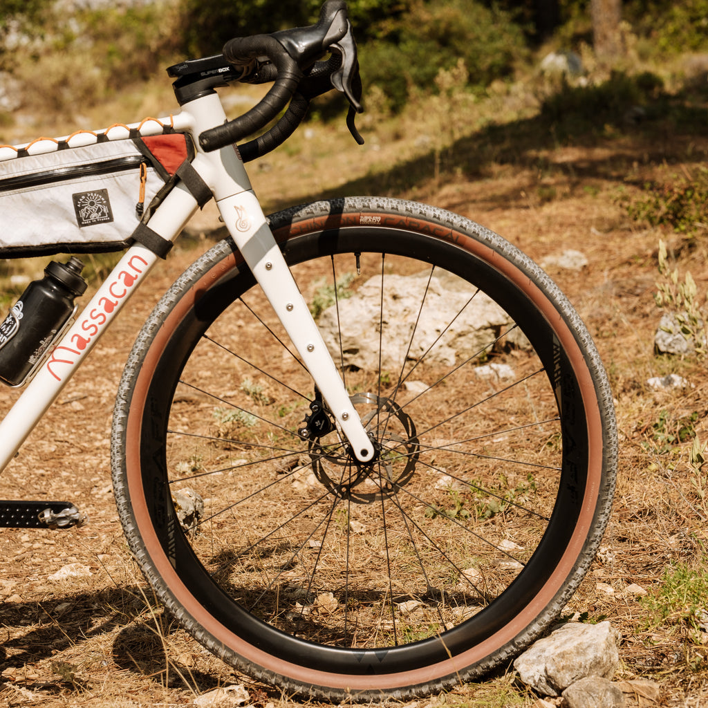 Massacan Paula Gravel bike