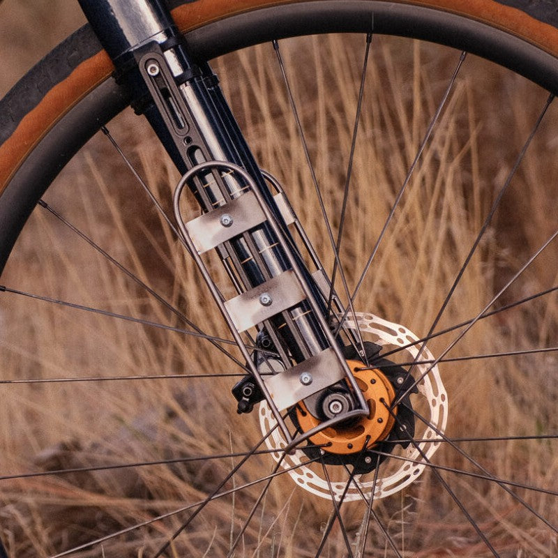 Porte bagages Old Man Mountain Axle Pack Massacan Shop